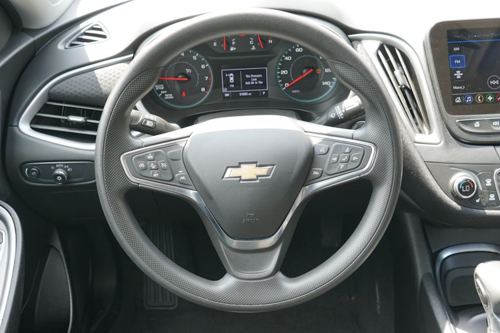 Thumbnail: 2025 Chevrolet Malibu - 10