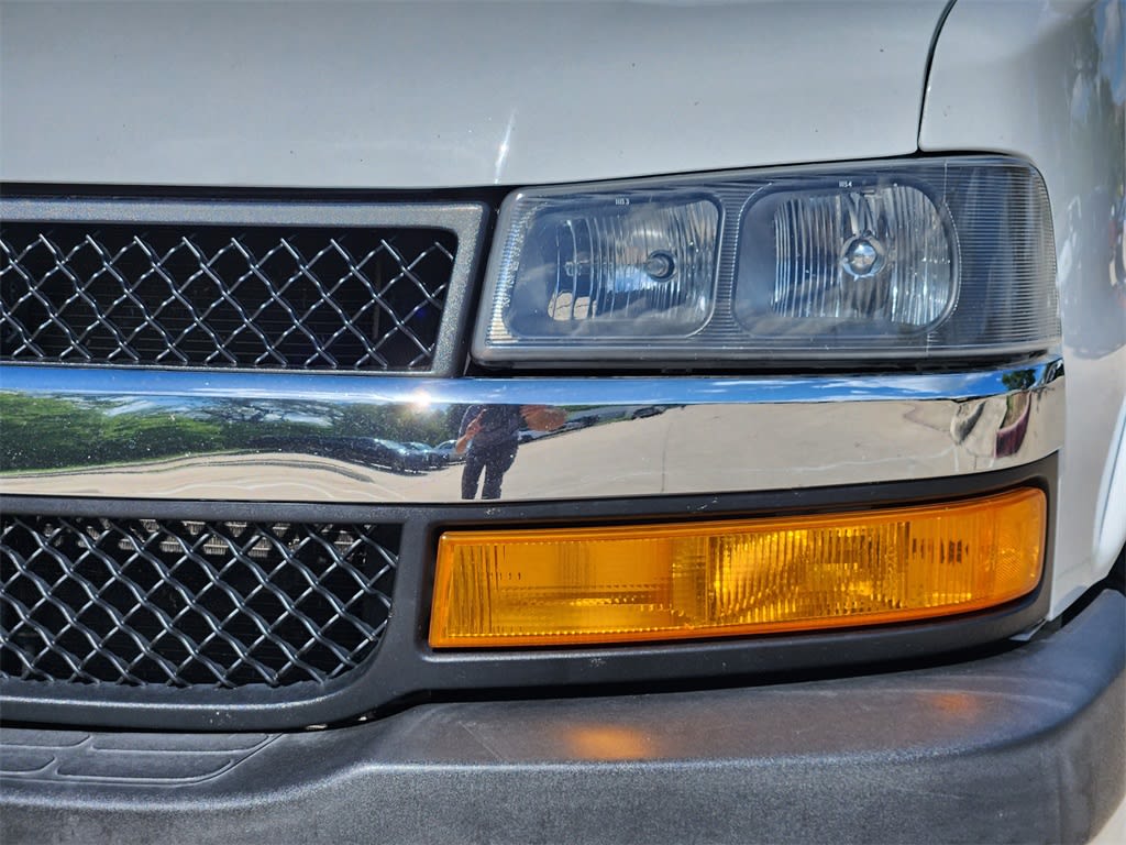 Thumbnail: 2019 Chevrolet Express - 19