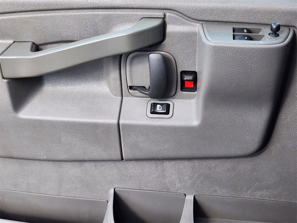 Thumbnail: 2019 Chevrolet Express - 29