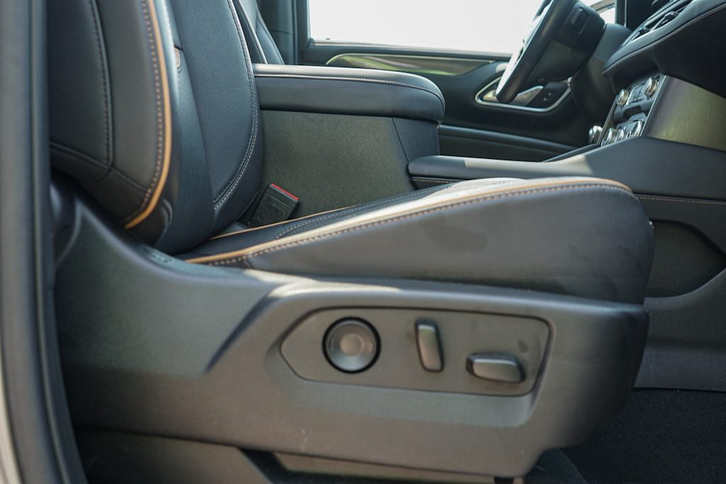 Thumbnail: 2022 GMC Yukon XL - 24