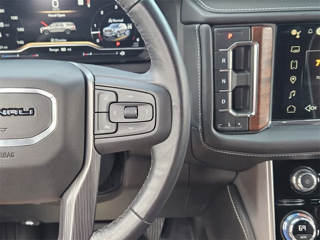 Thumbnail: 2023 GMC Yukon XL - 32
