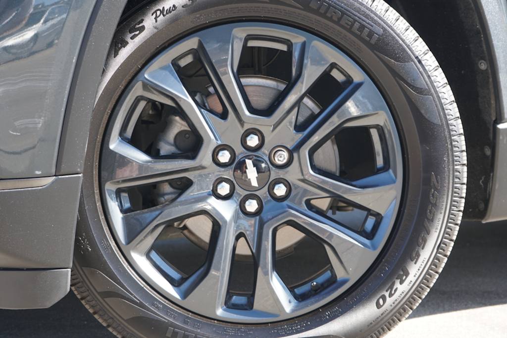 Thumbnail: 2021 Chevrolet Traverse - 6