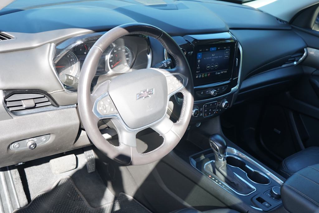 Thumbnail: 2021 Chevrolet Traverse - 2