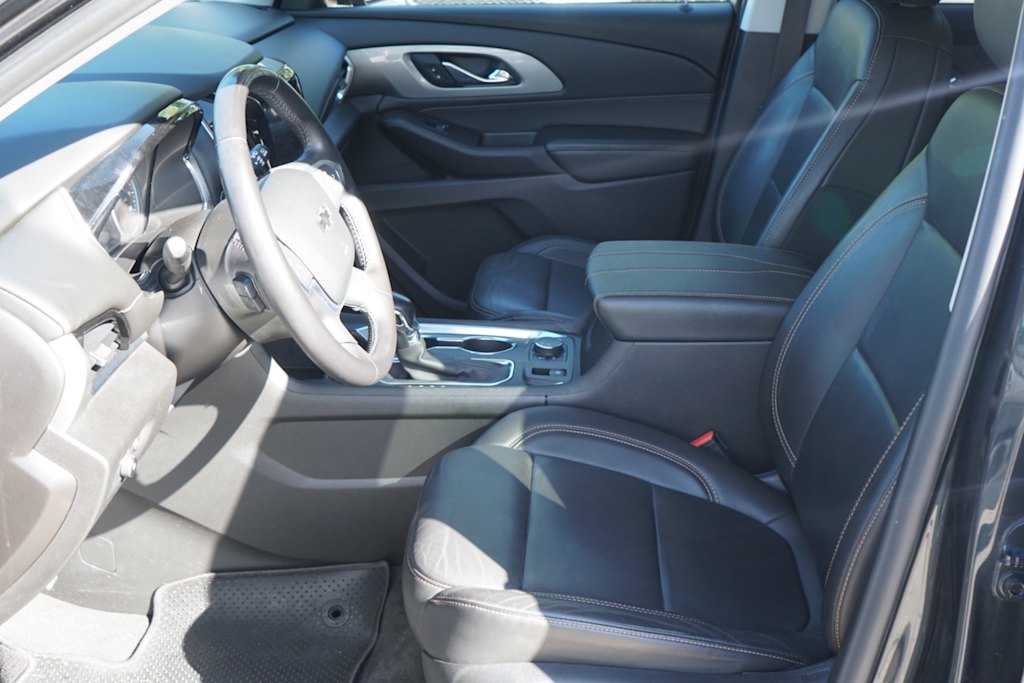 Thumbnail: 2021 Chevrolet Traverse - 8