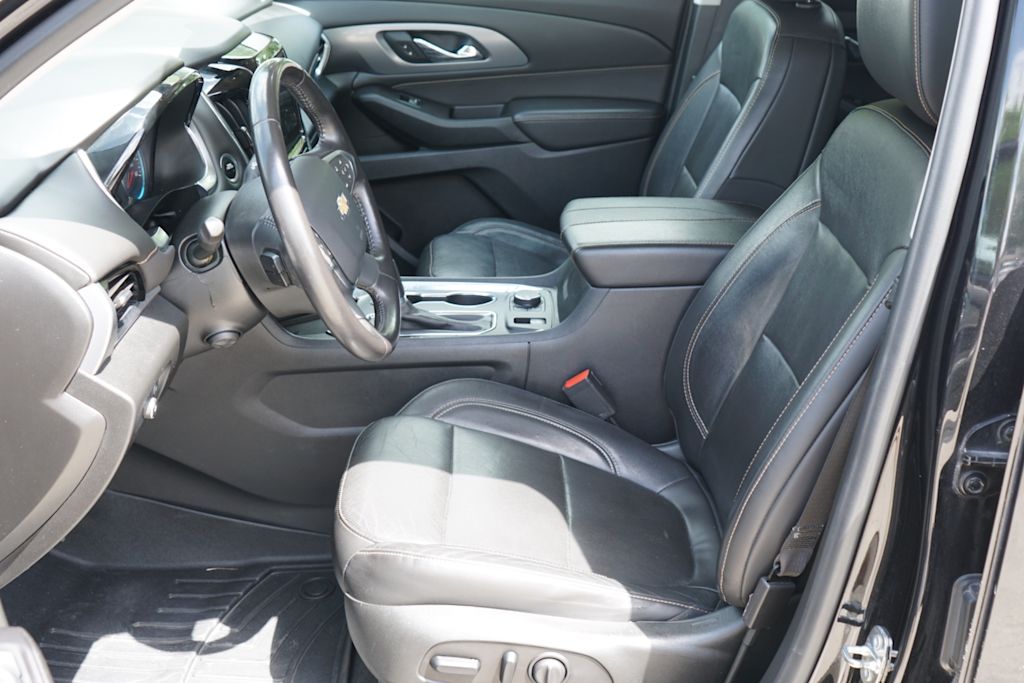Thumbnail: 2020 Chevrolet Traverse - 8