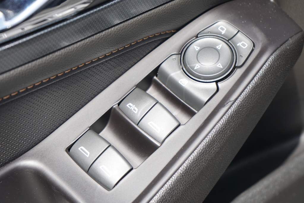 Thumbnail: 2020 Chevrolet Traverse - 21
