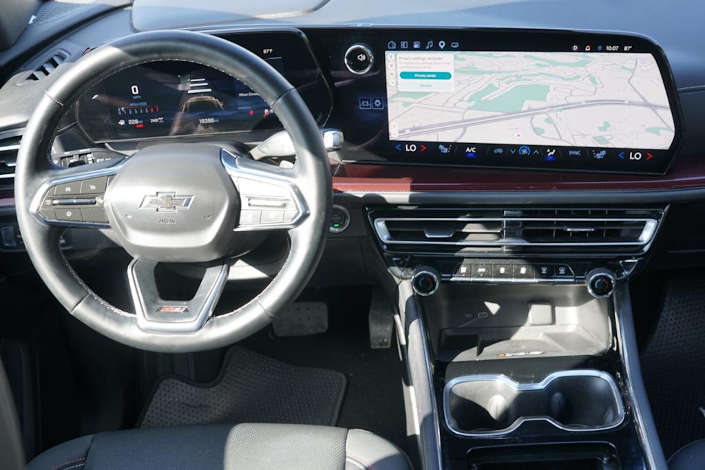 Thumbnail: 2025 Chevrolet Traverse - 6