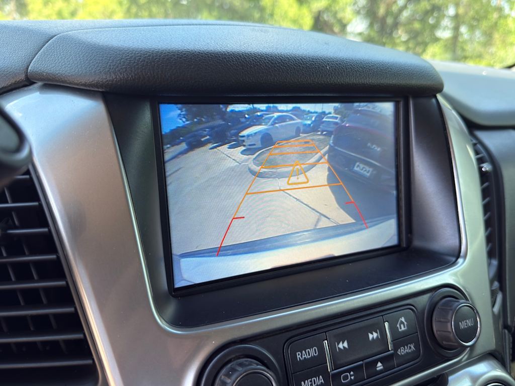 Thumbnail: 2016 Chevrolet Suburban - 14