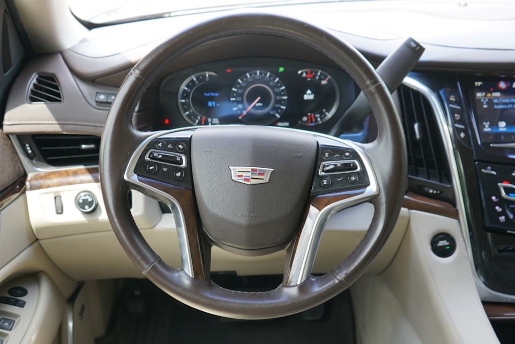 Thumbnail: 2016 Cadillac Escalade - 11