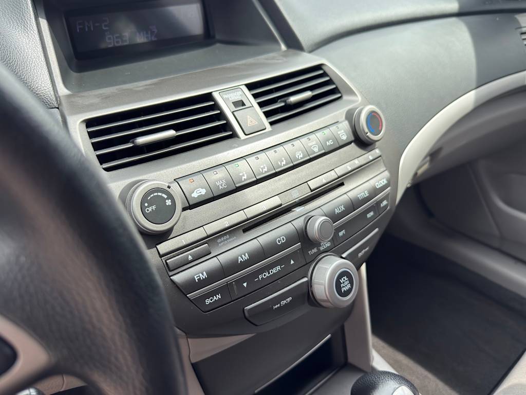 Thumbnail: 2011 Honda Accord - 14