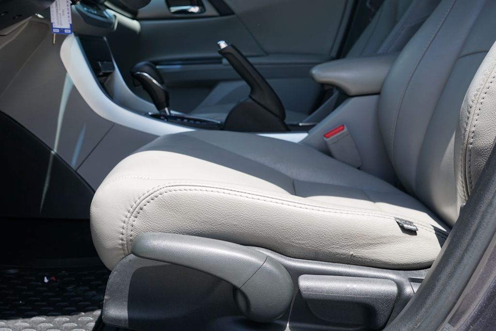 Thumbnail: 2013 Honda Accord - 23