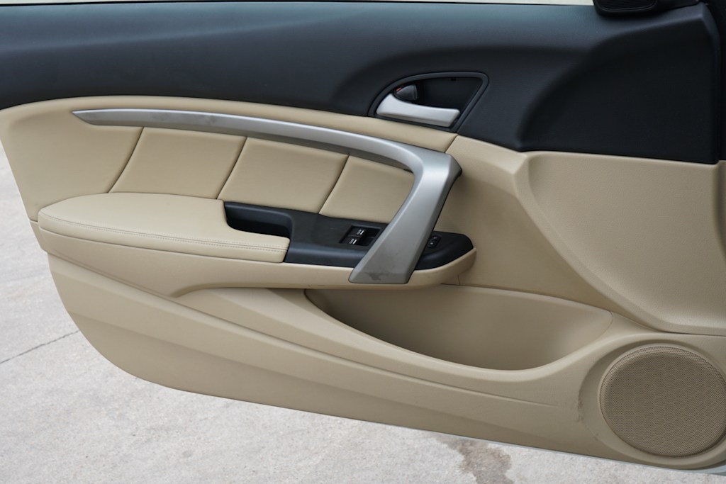 Thumbnail: 2012 Honda Accord - 21