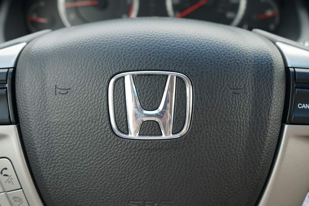 Thumbnail: 2012 Honda Accord - 18
