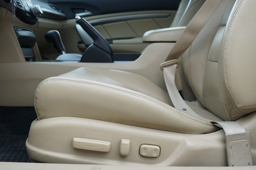 Thumbnail: 2012 Honda Accord - 23