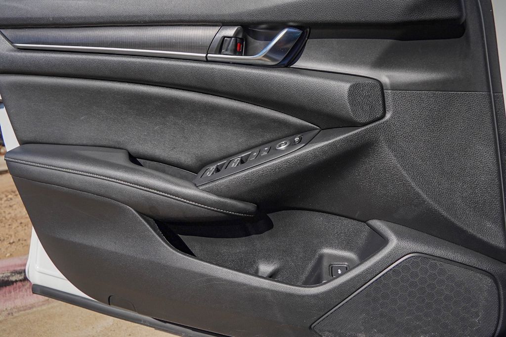 Thumbnail: 2020 Honda Accord - 27