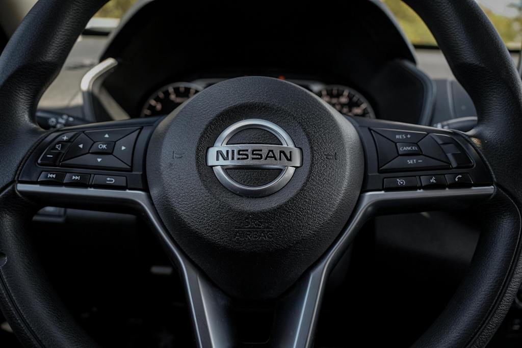 Thumbnail: 2019 Nissan Altima - 16