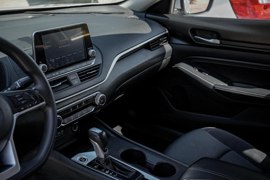 Thumbnail: 2019 Nissan Altima - 6