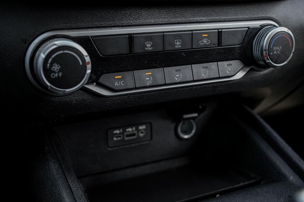 Thumbnail: 2019 Nissan Altima - 20