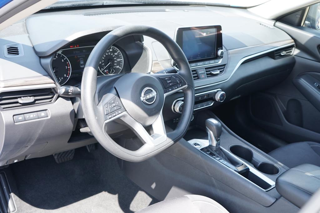 Thumbnail: 2025 Nissan Altima - 2