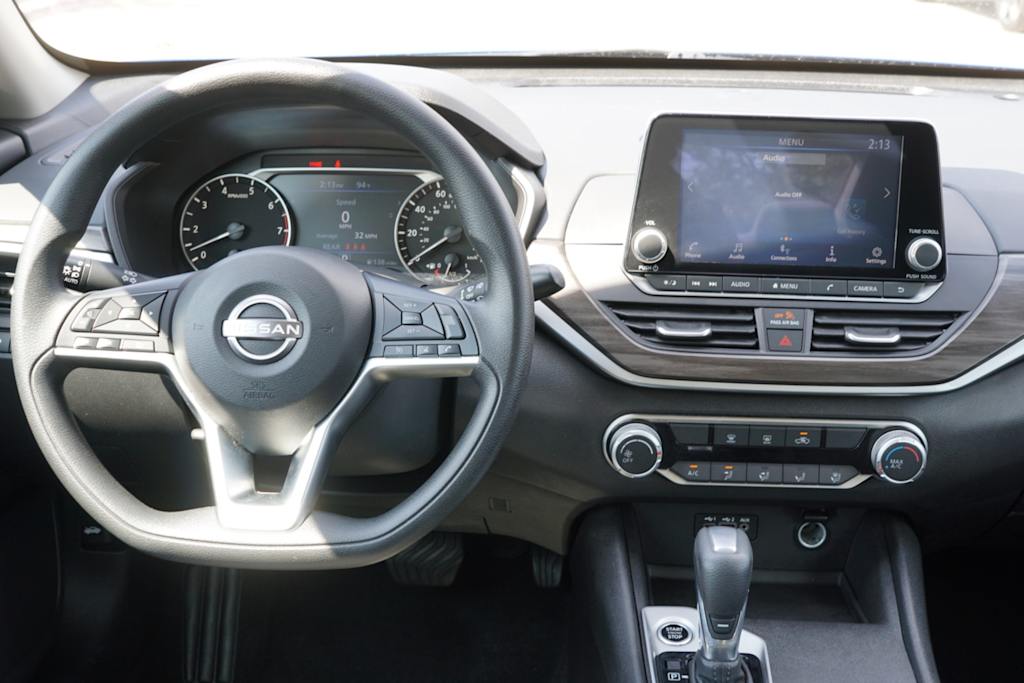 Thumbnail: 2025 Nissan Altima - 6