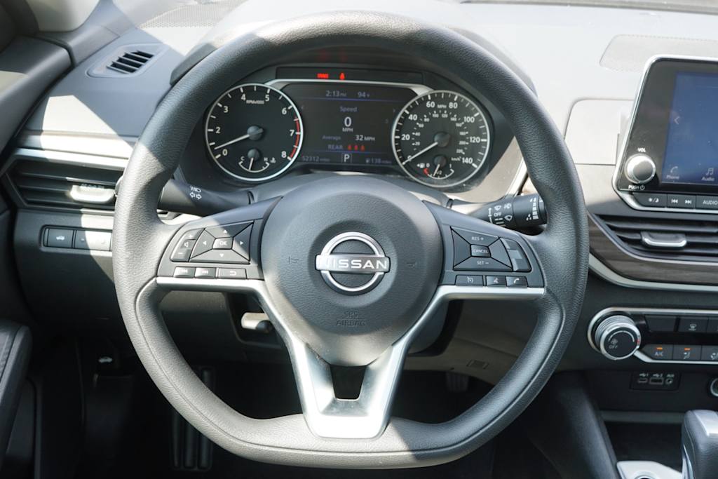 Thumbnail: 2025 Nissan Altima - 10