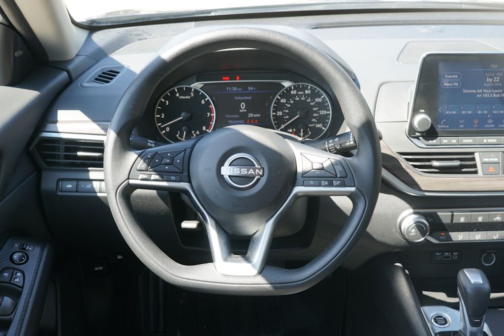 Thumbnail: 2025 Nissan Altima - 9