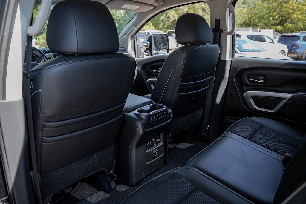 Thumbnail: 2018 Nissan Titan - 9
