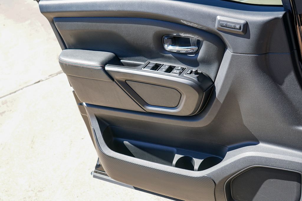 Thumbnail: 2021 Nissan Titan - 18