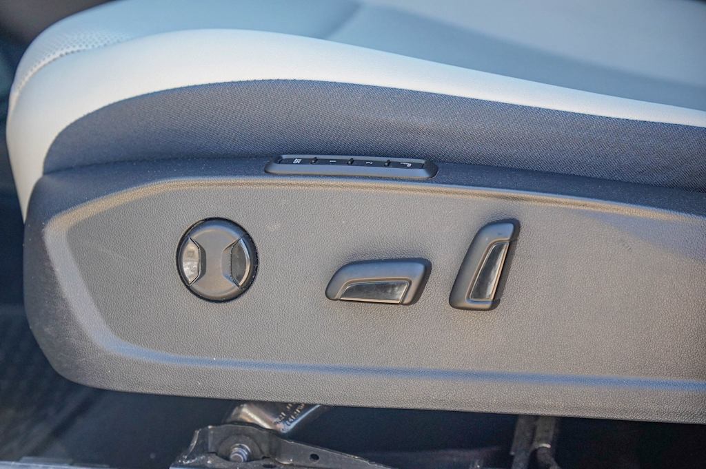 Thumbnail: 2023 Volkswagen ID.4 - 28