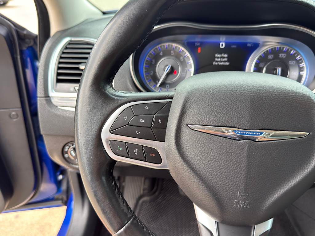 Thumbnail: 2020 Chrysler 300 - 20