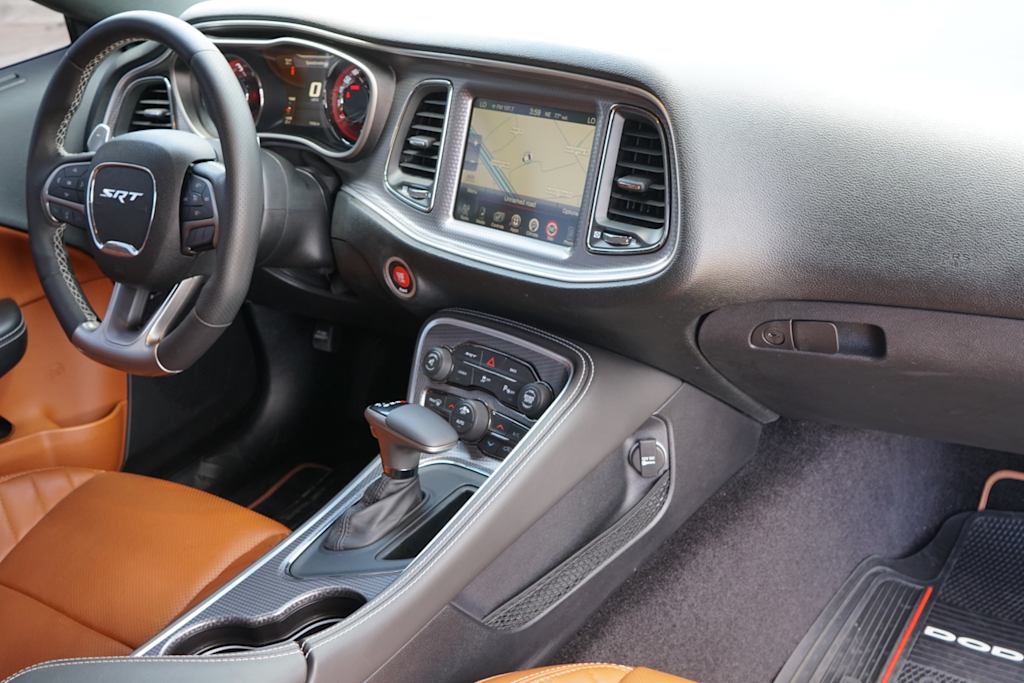 Thumbnail: 2016 Dodge Challenger - 10