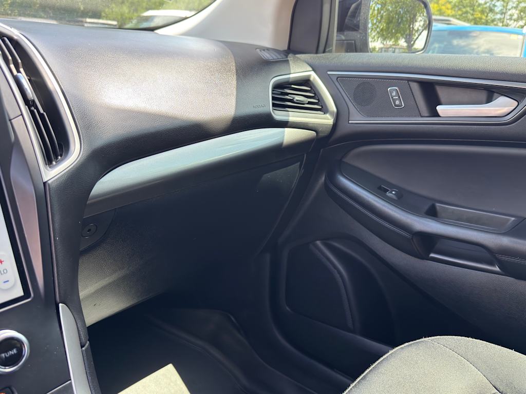Thumbnail: 2022 Ford Edge - 20