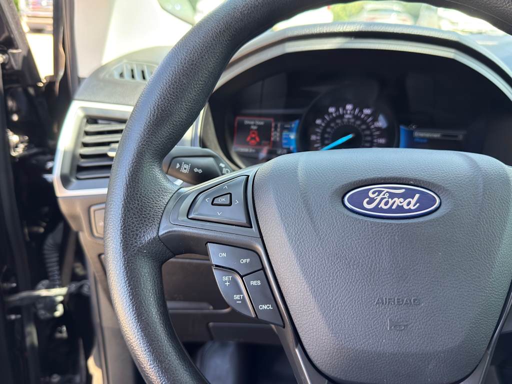 Thumbnail: 2022 Ford Edge - 23