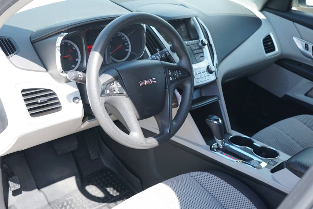 Thumbnail: 2017 GMC Terrain - 2
