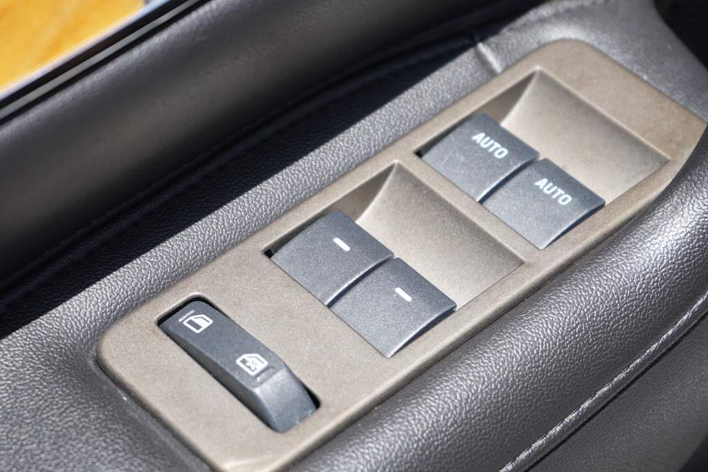 Thumbnail: 2015 Lincoln MKX - 22