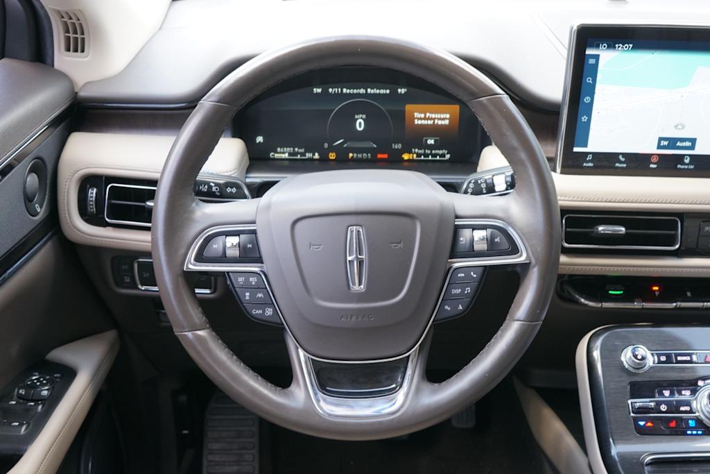 Thumbnail: 2021 Lincoln Nautilus - 10