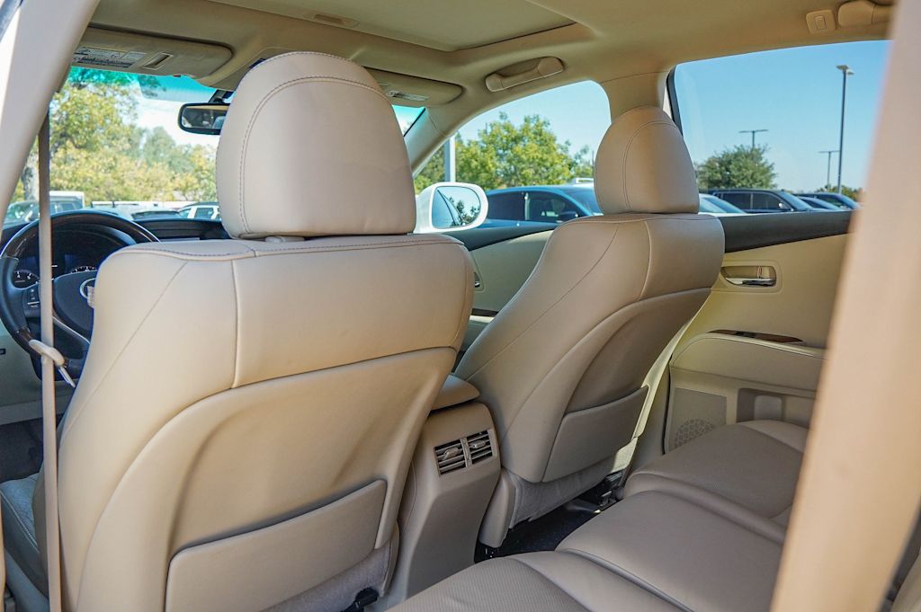 Thumbnail: 2015 Lexus RX - 9