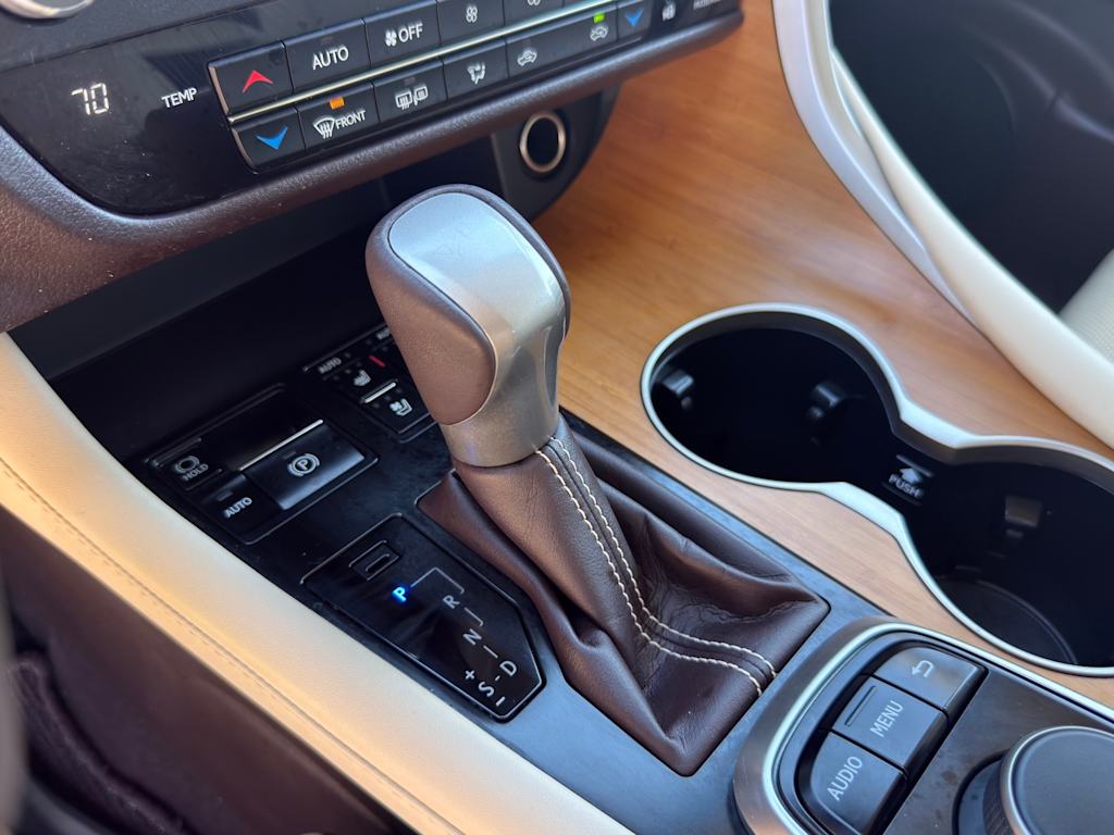 Thumbnail: 2018 Lexus RX - 16