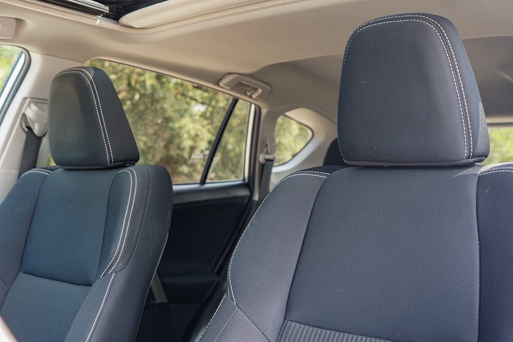 Thumbnail: 2015 Toyota RAV4 - 8