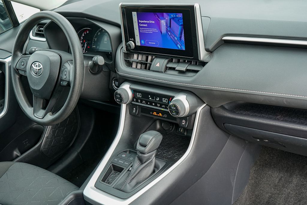 Thumbnail: 2025 Toyota RAV4 - 11