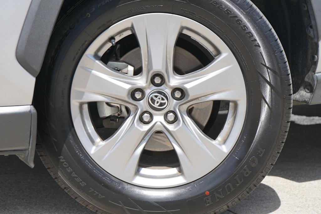 Thumbnail: 2024 Toyota RAV4 - 4