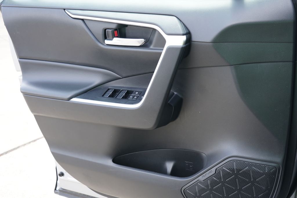 Thumbnail: 2024 Toyota RAV4 - 15