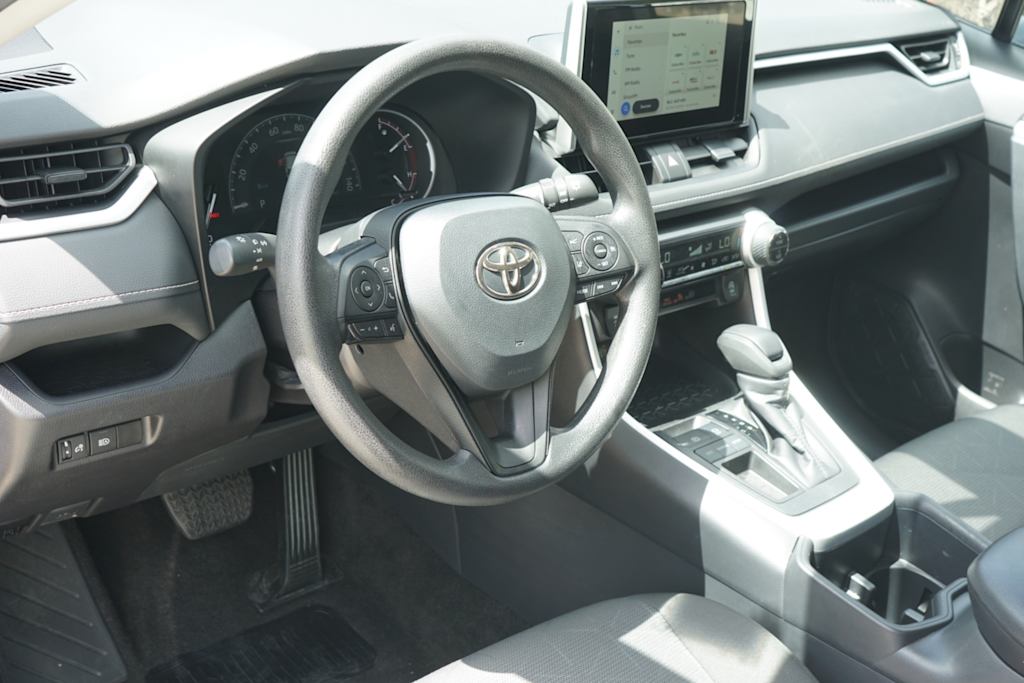 Thumbnail: 2025 Toyota RAV4 - 2