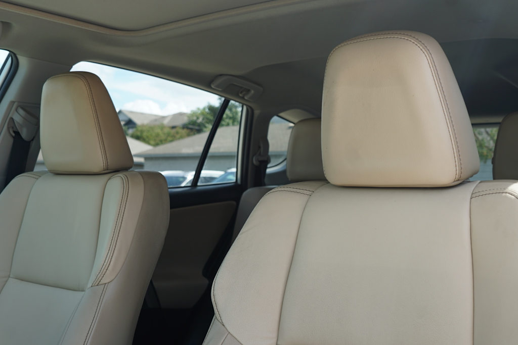 Thumbnail: 2015 Toyota RAV4 - 9