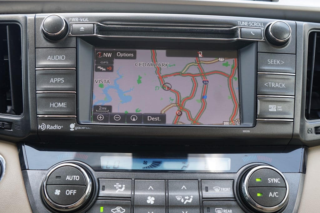 Thumbnail: 2015 Toyota RAV4 - 16