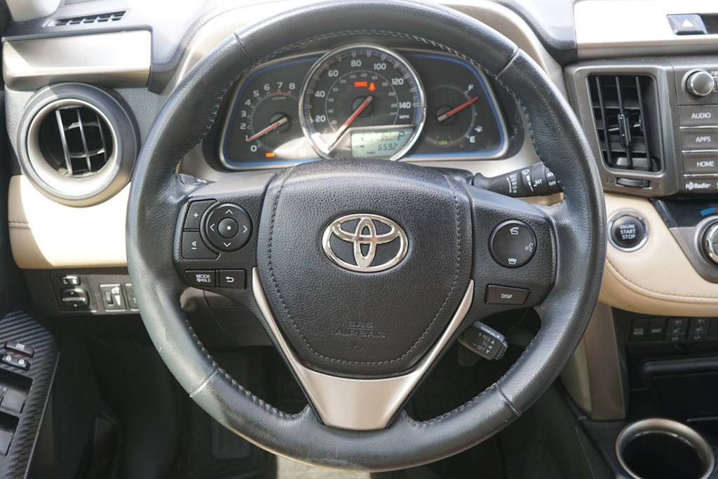 Thumbnail: 2015 Toyota RAV4 - 7