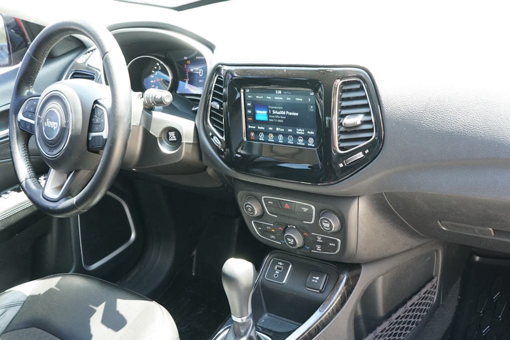 Thumbnail: 2020 Jeep Compass - 11