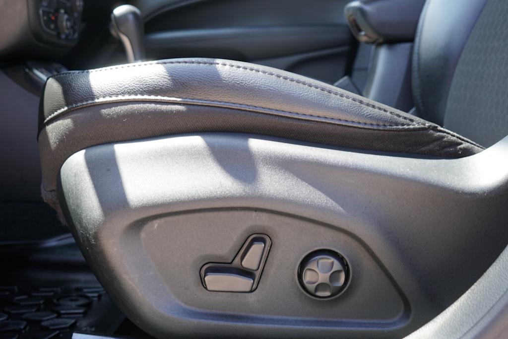 Thumbnail: 2020 Jeep Compass - 22