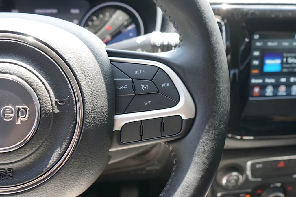 Thumbnail: 2020 Jeep Compass - 18