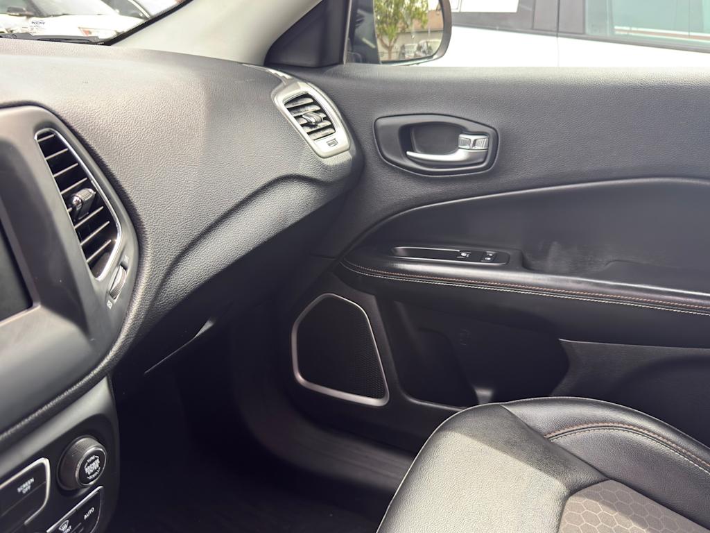Thumbnail: 2019 Jeep Compass - 21
